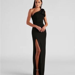 One-Shoulder Mermaid Dress